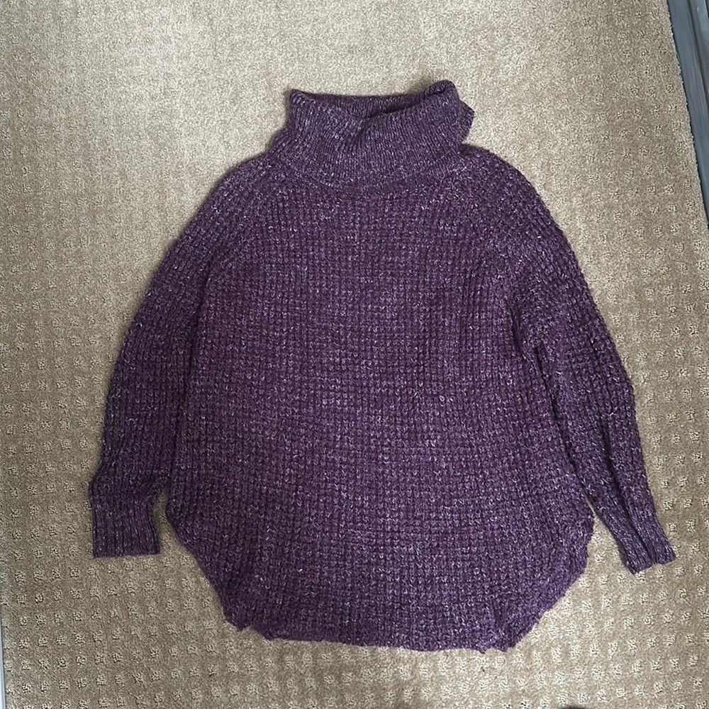 Gently worn free people tunic style sweater